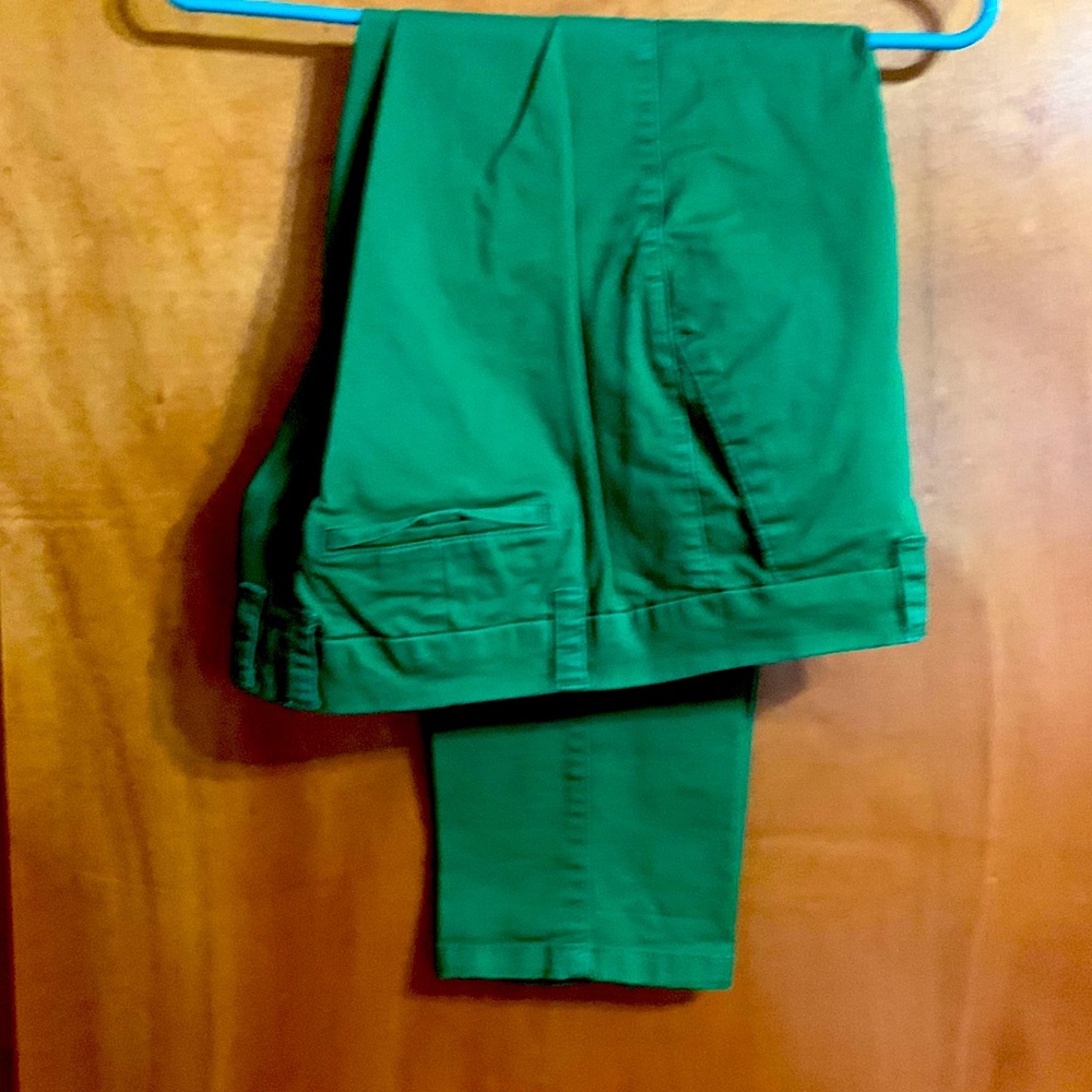 JCP size 6 Capri medium green. Have been worn.